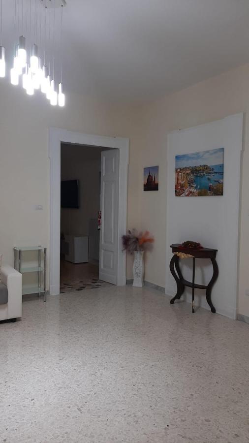 B&B Renella Caserta Buitenkant foto