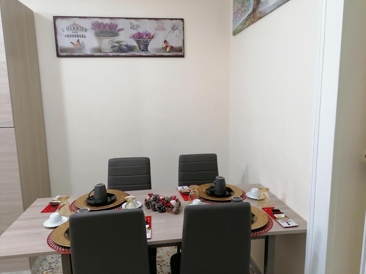 B&B Renella Caserta Buitenkant foto