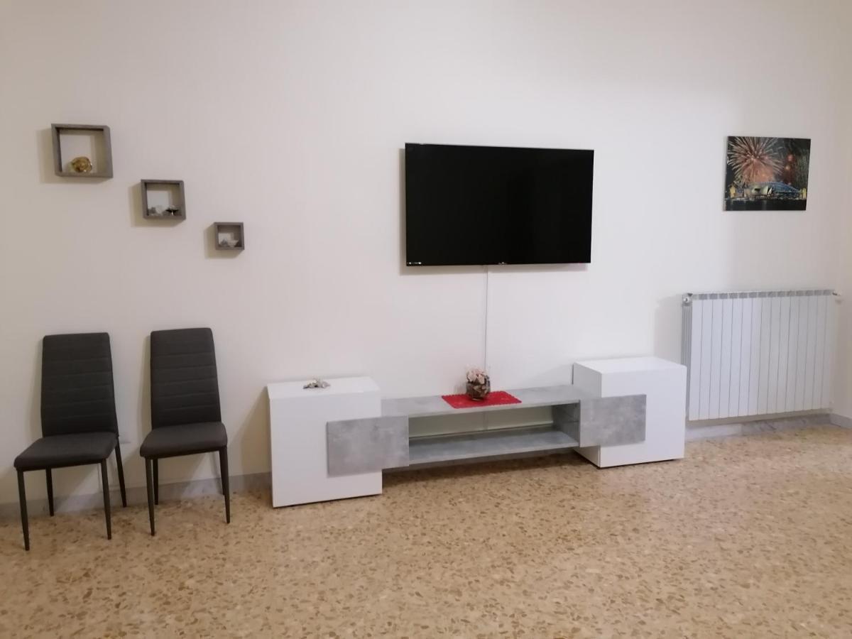 B&B Renella Caserta Buitenkant foto