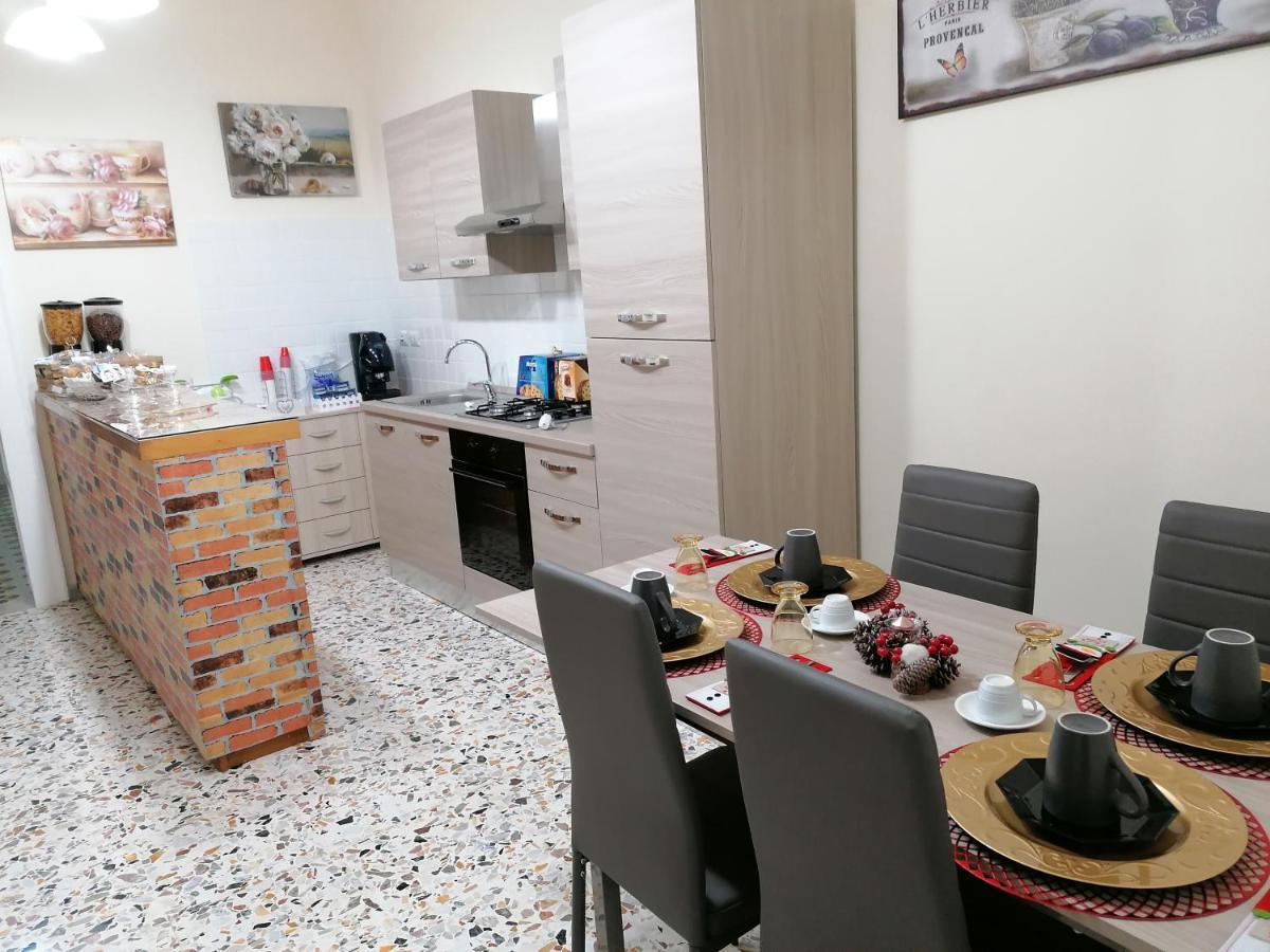 B&B Renella Caserta Buitenkant foto