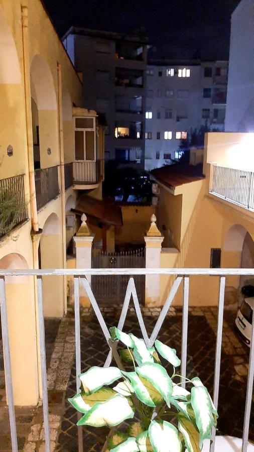B&B Renella Caserta Buitenkant foto