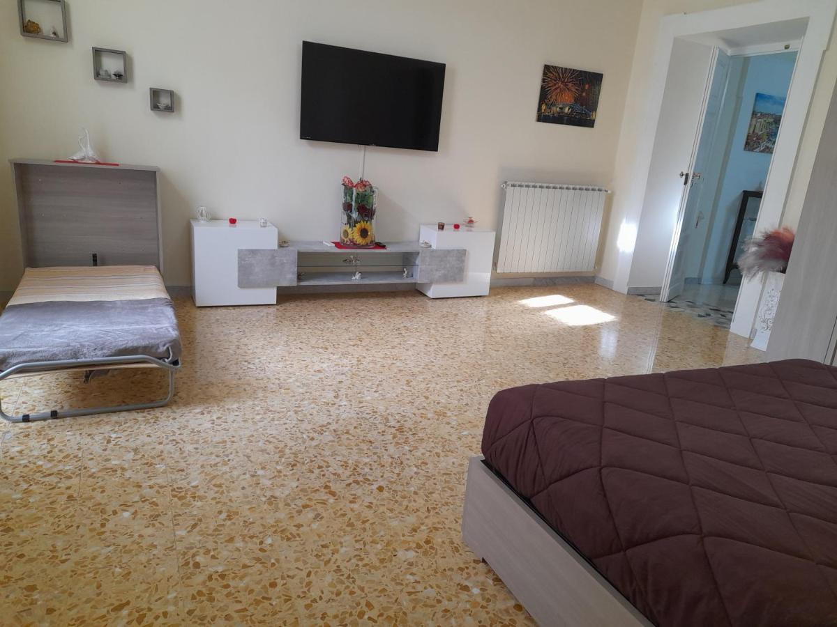 B&B Renella Caserta Buitenkant foto